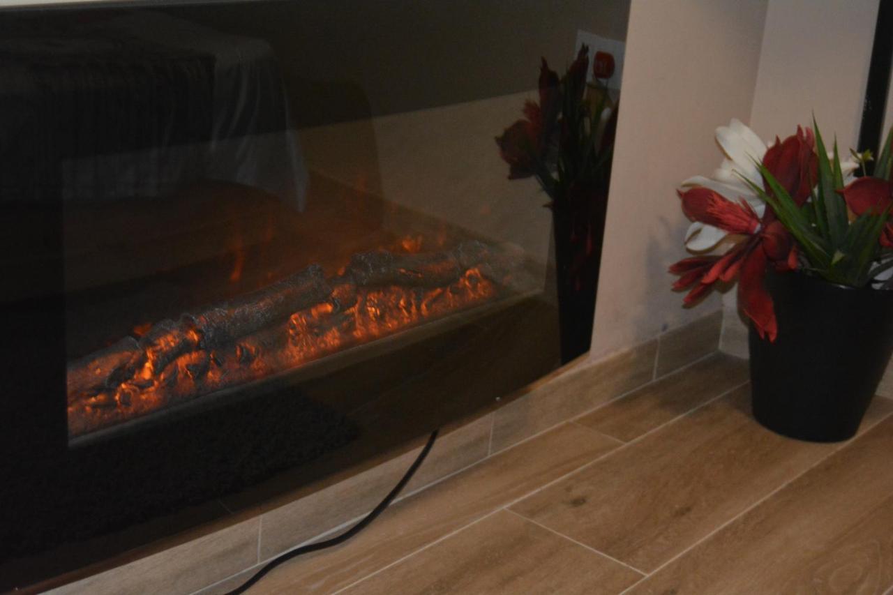 Casa Rural La Zzinetina Con Jacuzzi Constantina Extérieur photo