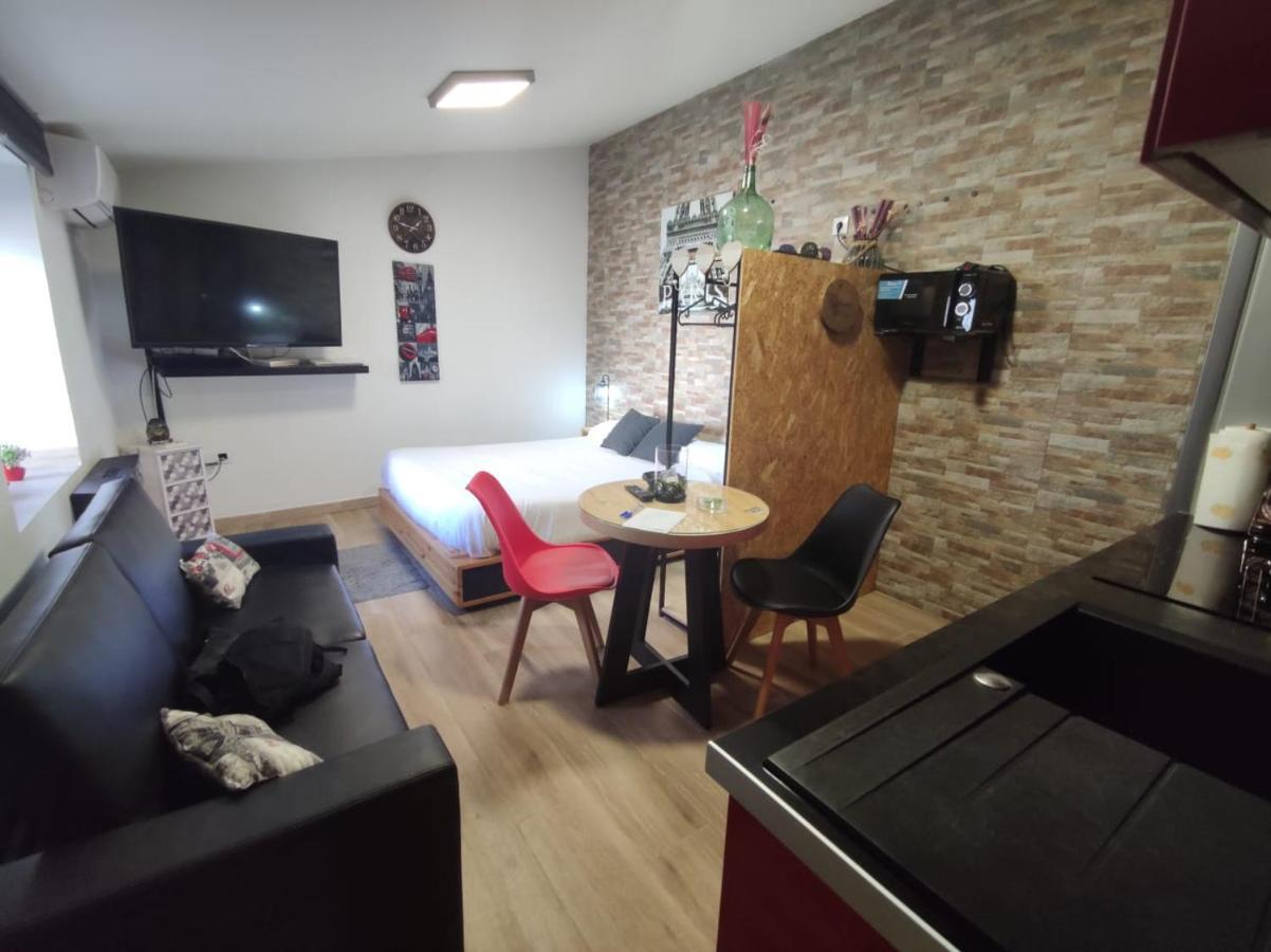 Casa Rural La Zzinetina Con Jacuzzi Constantina Extérieur photo